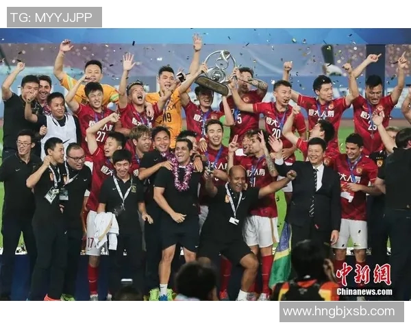 广州恒大对阵阿赫利的精彩对决日语解说全程回顾与分析